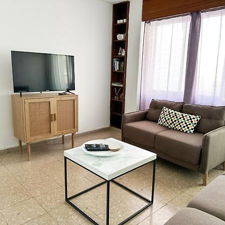 Comfortable Engomi Apartment ニコシア エクステリア 写真
