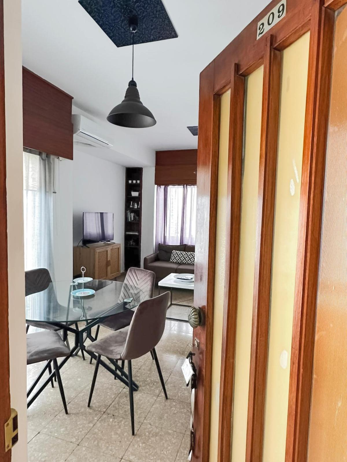 Comfortable Engomi Apartment ニコシア エクステリア 写真