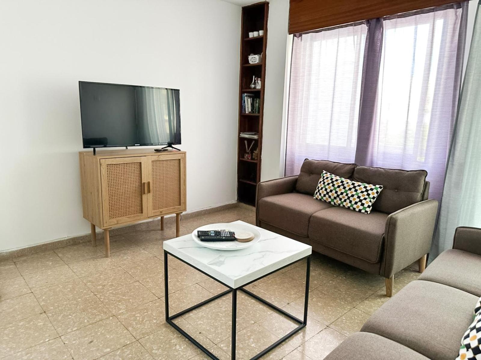 Comfortable Engomi Apartment ニコシア エクステリア 写真